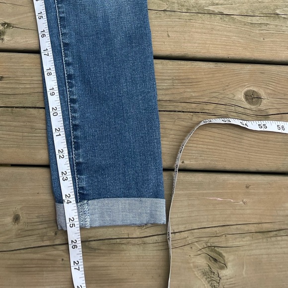 Adriano Goldschmeid the stilt roll up cigarette - Picture 7 of 8